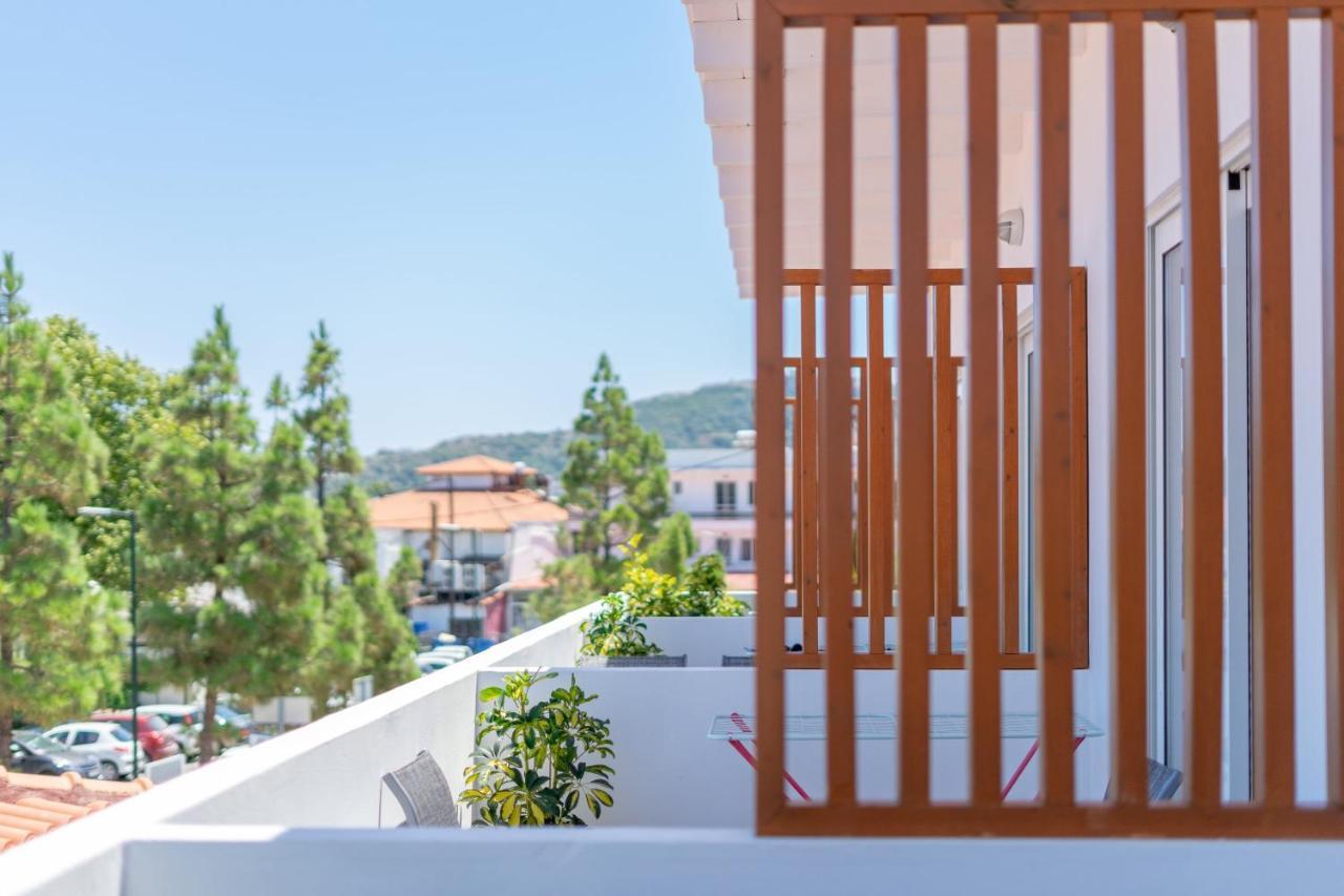 Bivalvia Studios Faliraki Bagian luar foto
