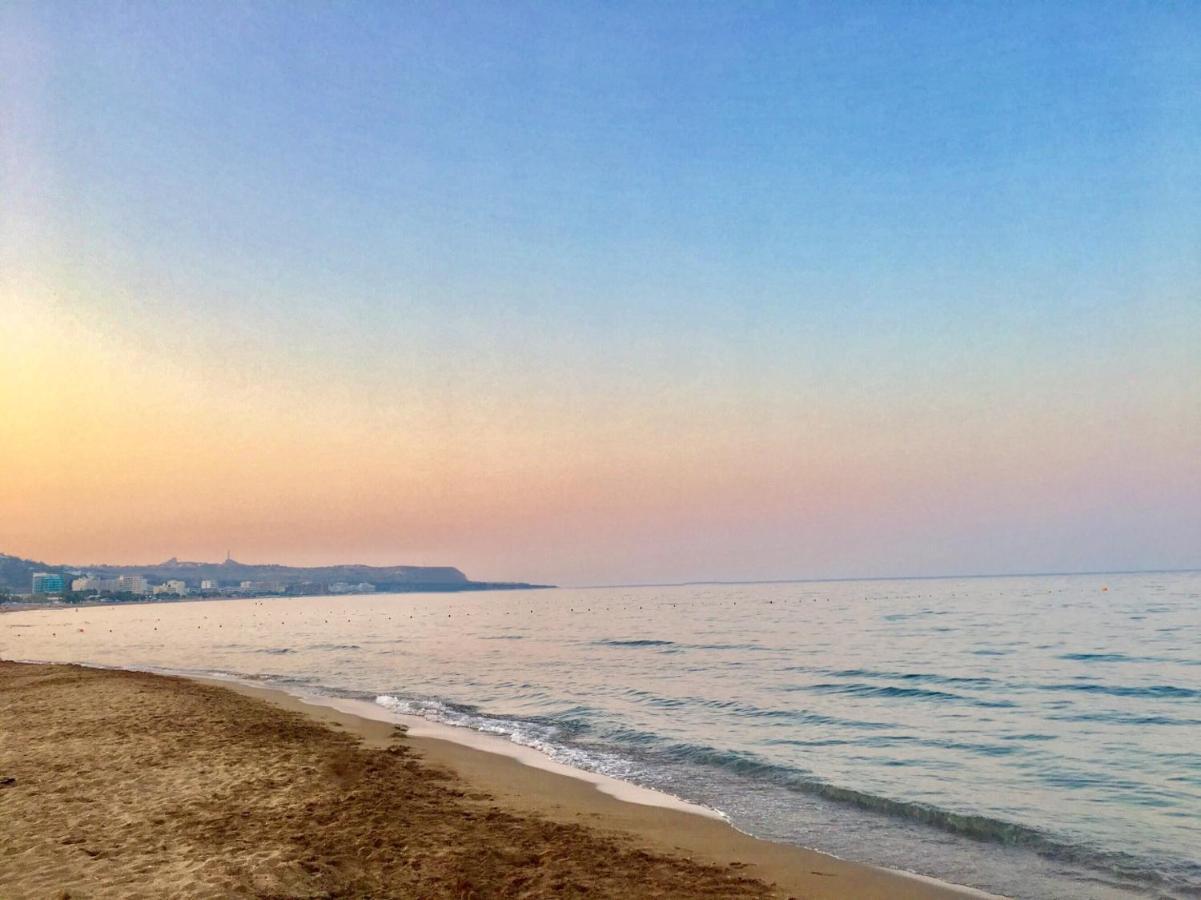 Bivalvia Studios Faliraki Bagian luar foto