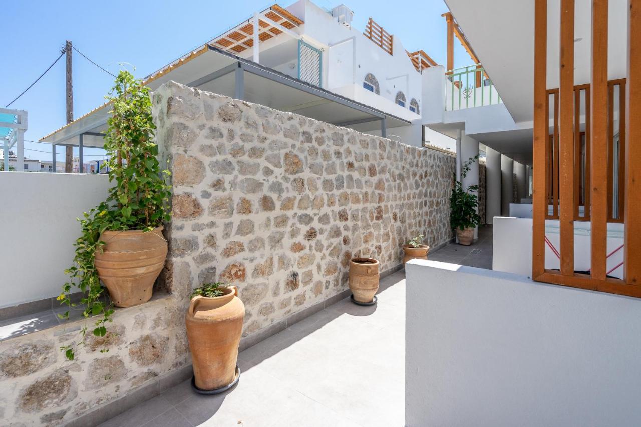 Bivalvia Studios Faliraki Bagian luar foto